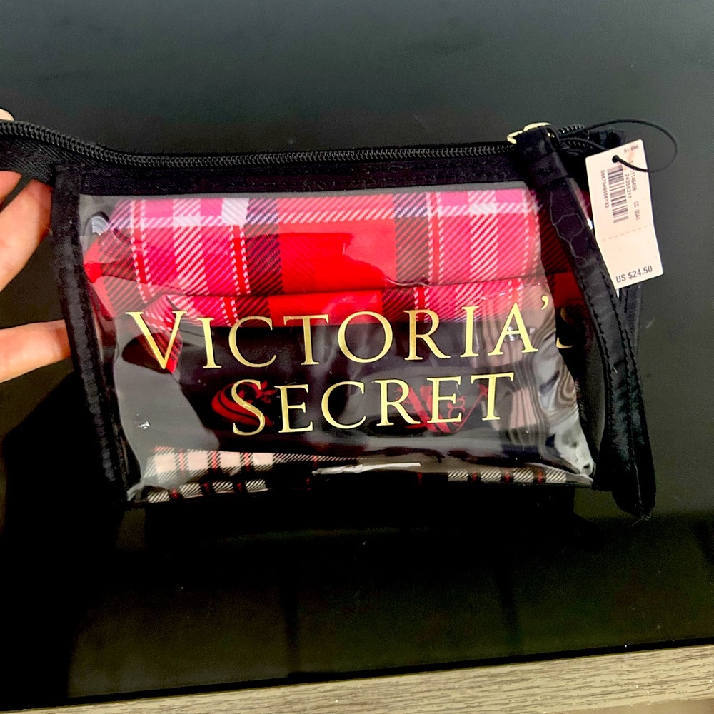 VS 4 piece Bags Laundry/Makeup/Shoes/Lingerie ❤️